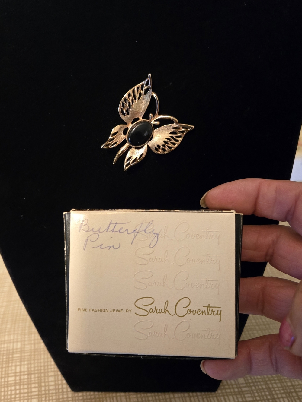 VTG Sarah Coventry Gold Butterfly Brooch with Black Cabochon